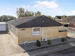 5 Star Holiday Home in Aars