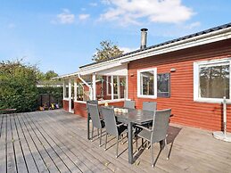 5 Star Holiday Home in Holbaek