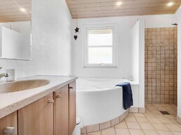 5 Star Holiday Home in Hals