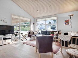 5 Star Holiday Home in Hals