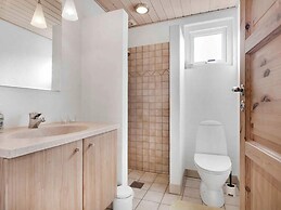 5 Star Holiday Home in Hals