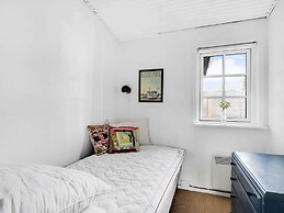 5 Star Holiday Home in Hals