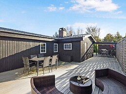 5 Star Holiday Home in Hals