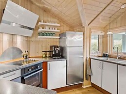 5 Star Holiday Home in Dronningmolle