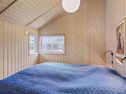 5 Star Holiday Home in Dronningmolle
