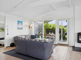 5 Star Holiday Home in Bogense
