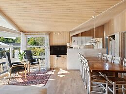 5 Star Holiday Home in Hojby