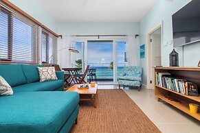 Teal Horizon OceanfrontCaribbean Escape