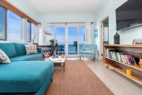 Teal Horizon OceanfrontCaribbean Escape