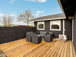 5 Star Holiday Home in Vinderup