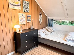 6 Person Holiday Home in Vaeggerlose