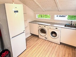 6 Person Holiday Home in Vaeggerlose