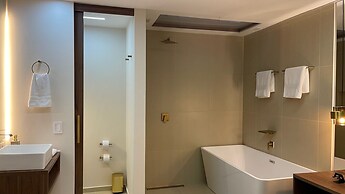 One Apartments Provenza