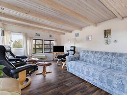 5 Star Holiday Home in Mesinge