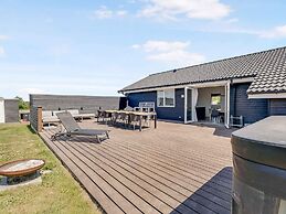 5 Star Holiday Home in Frorup