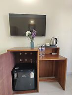 Q 23 Resort Candolim Beach