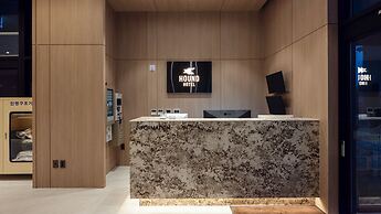 Hound Hotel Pohang Yeongildae