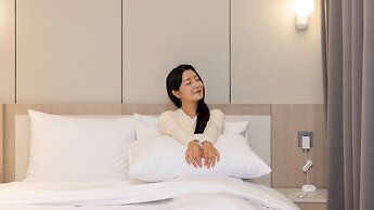 Hound Hotel Pohang Yeongildae