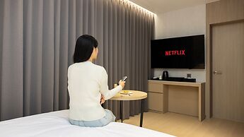 Hound Hotel Pohang Yeongildae