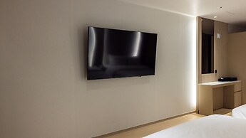 Hound Hotel Pohang Yeongildae