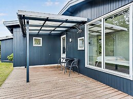 5 Star Holiday Home in Vaeggerlose