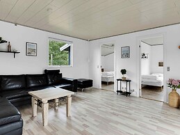 5 Star Holiday Home in Vaeggerlose