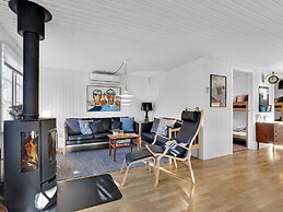 5 Star Holiday Home in Thyholm