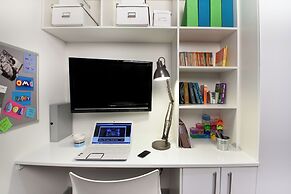 Student Only Summit House