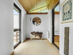 5 Star Holiday Home in Hojby