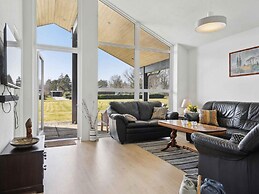 5 Star Holiday Home in Orsted