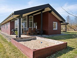5 Star Holiday Home in Orsted