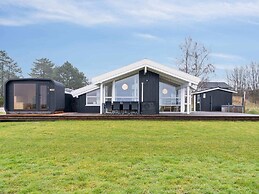 5 Star Holiday Home in Oro