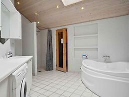 5 Star Holiday Home in Dannemare
