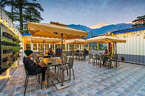 The Hosteller Mcleodganj Mall Road