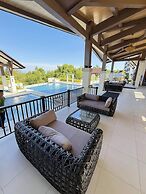 Entire Apartment With Pool, Gym, and Playground Near Panglao, Bohol