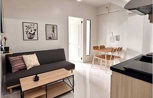 Entire Apartment With Pool, Gym, and Playground Near Panglao, Bohol