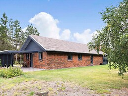 5 Star Holiday Home in Ulfborg