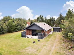 5 Star Holiday Home in Ulfborg