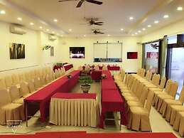 Bamboo Green Riverside Hotel