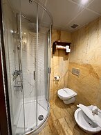Microtel Placentinos