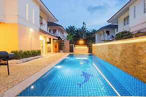 Poolnest Villa Private Saltwater Pool Retreat