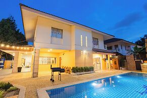 Poolnest Villa Private Saltwater Pool Retreat