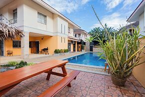 Poolnest Villa Private Saltwater Pool Retreat