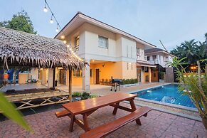 Poolnest Villa Private Saltwater Pool Retreat