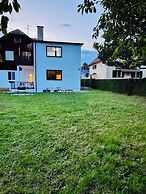 Spacious Budget Home Garden Stay