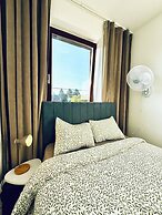 Spacious Budget Home Garden Stay