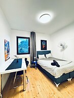 Spacious Budget Home Garden Stay