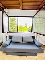 Spacious Budget Home Garden Stay