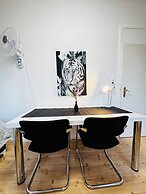 Spacious Budget Home Garden Stay