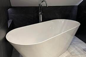 2-bed - Sleeps 6 - Pet Friendly With Free Parking